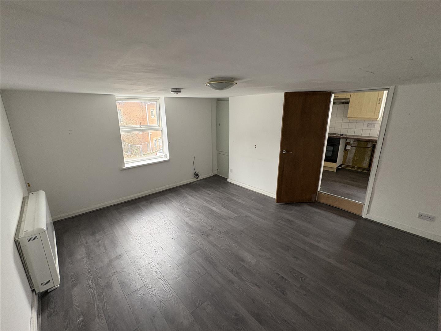 Flat King Street in Amber Valley