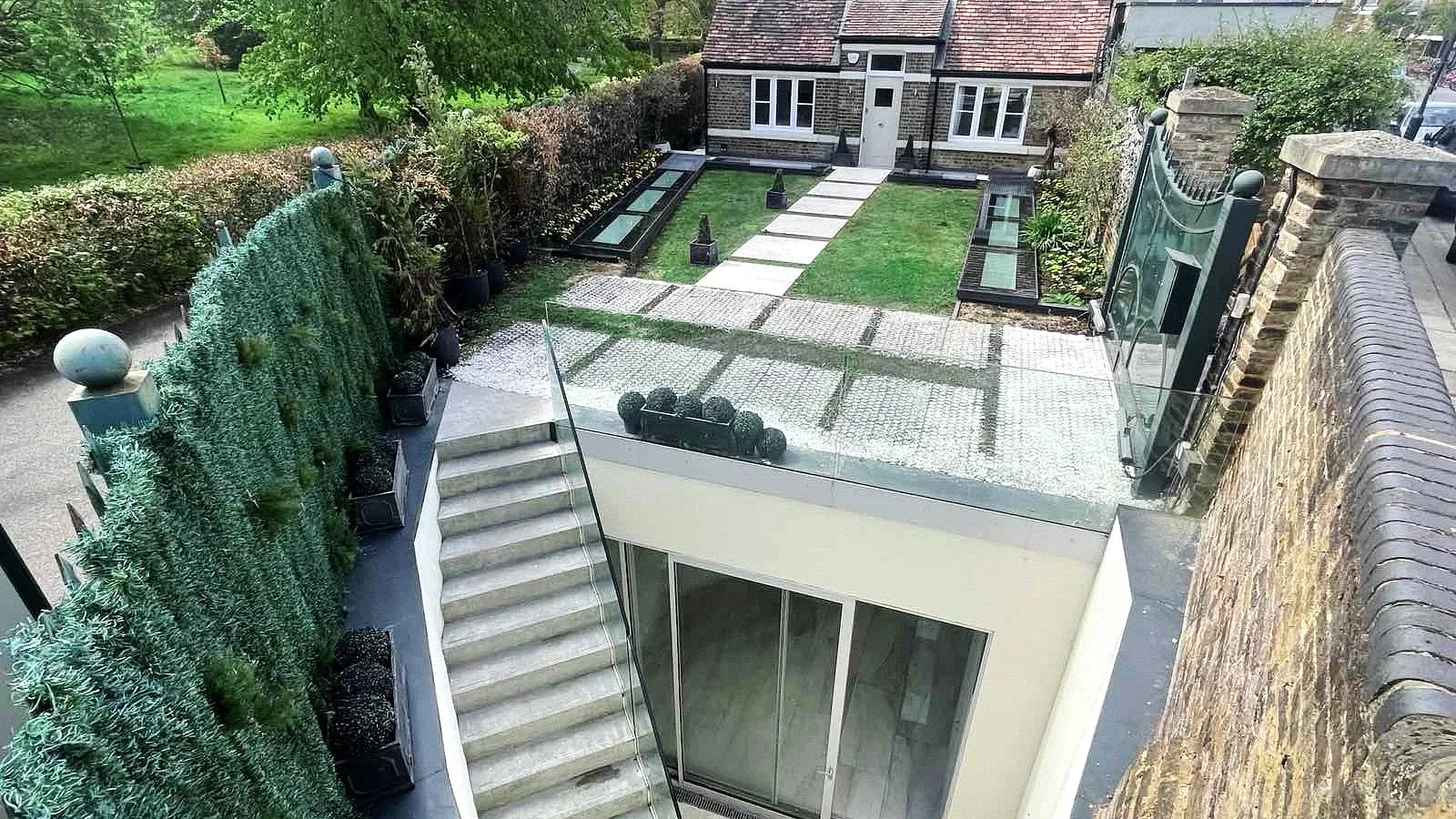House Margravine Gardens in Greater London