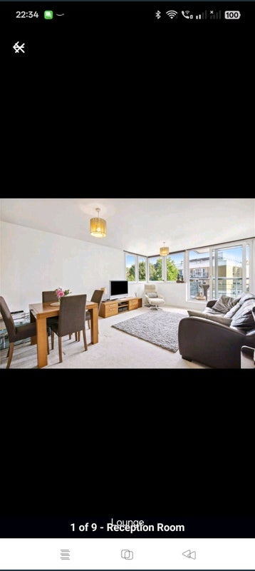 Flat East Hill in Greater London