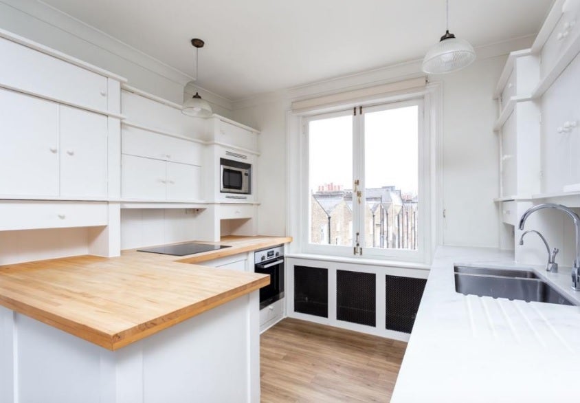 Flat Chalcot Crescent in Greater London