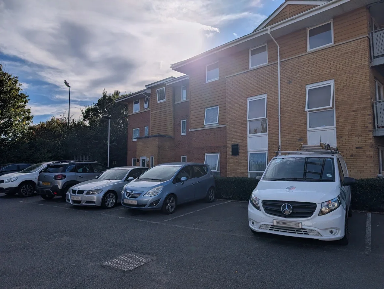Flat Manning Gardens in Greater London