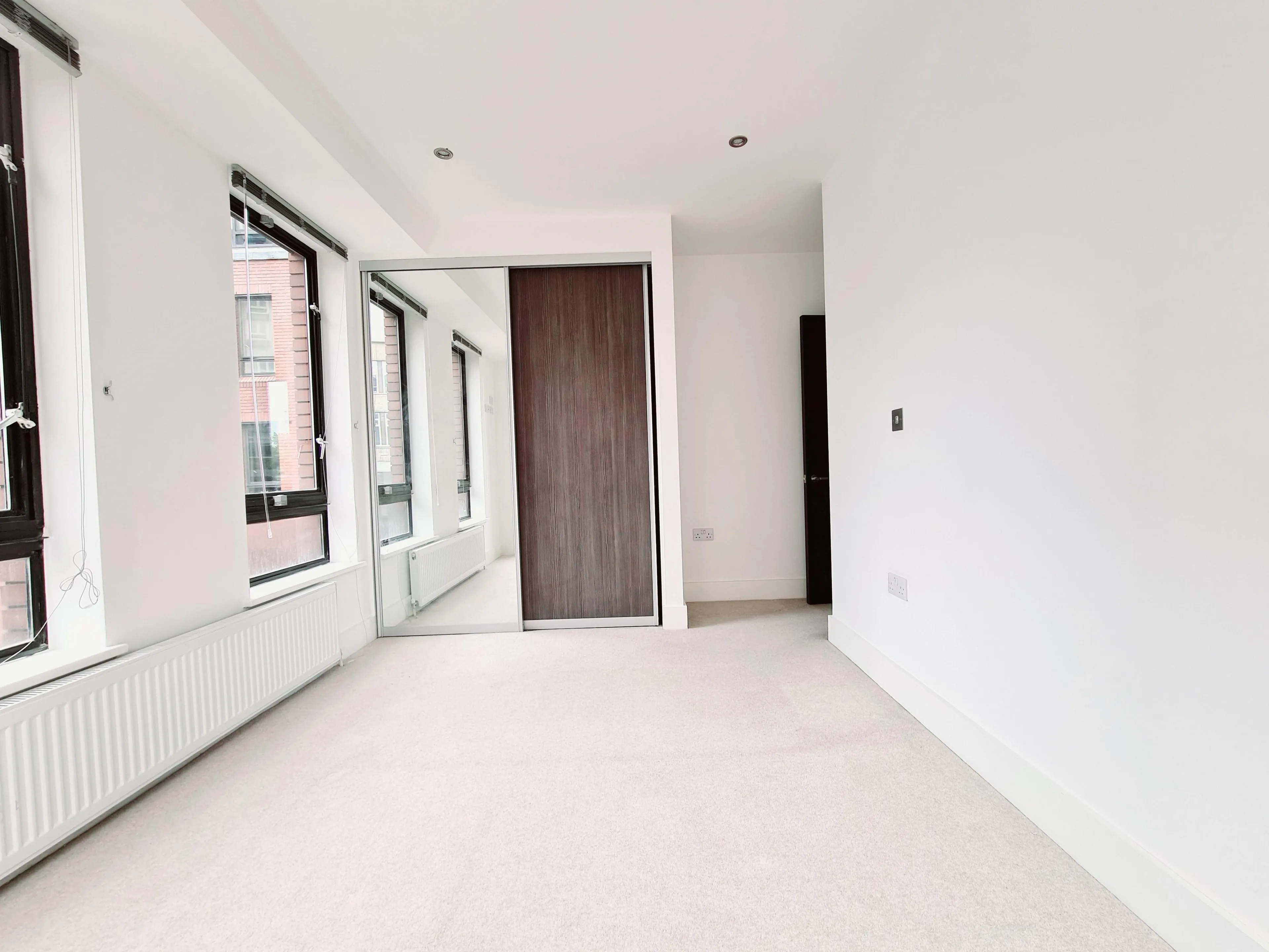 Flat Clarendon Road in Watford
