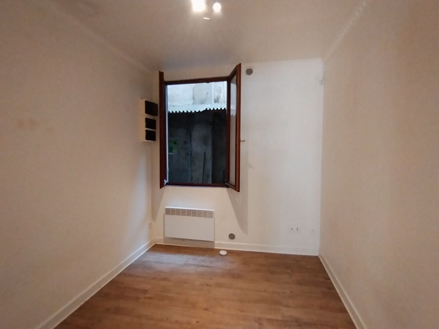 Flat Rue Émile Level in Paris