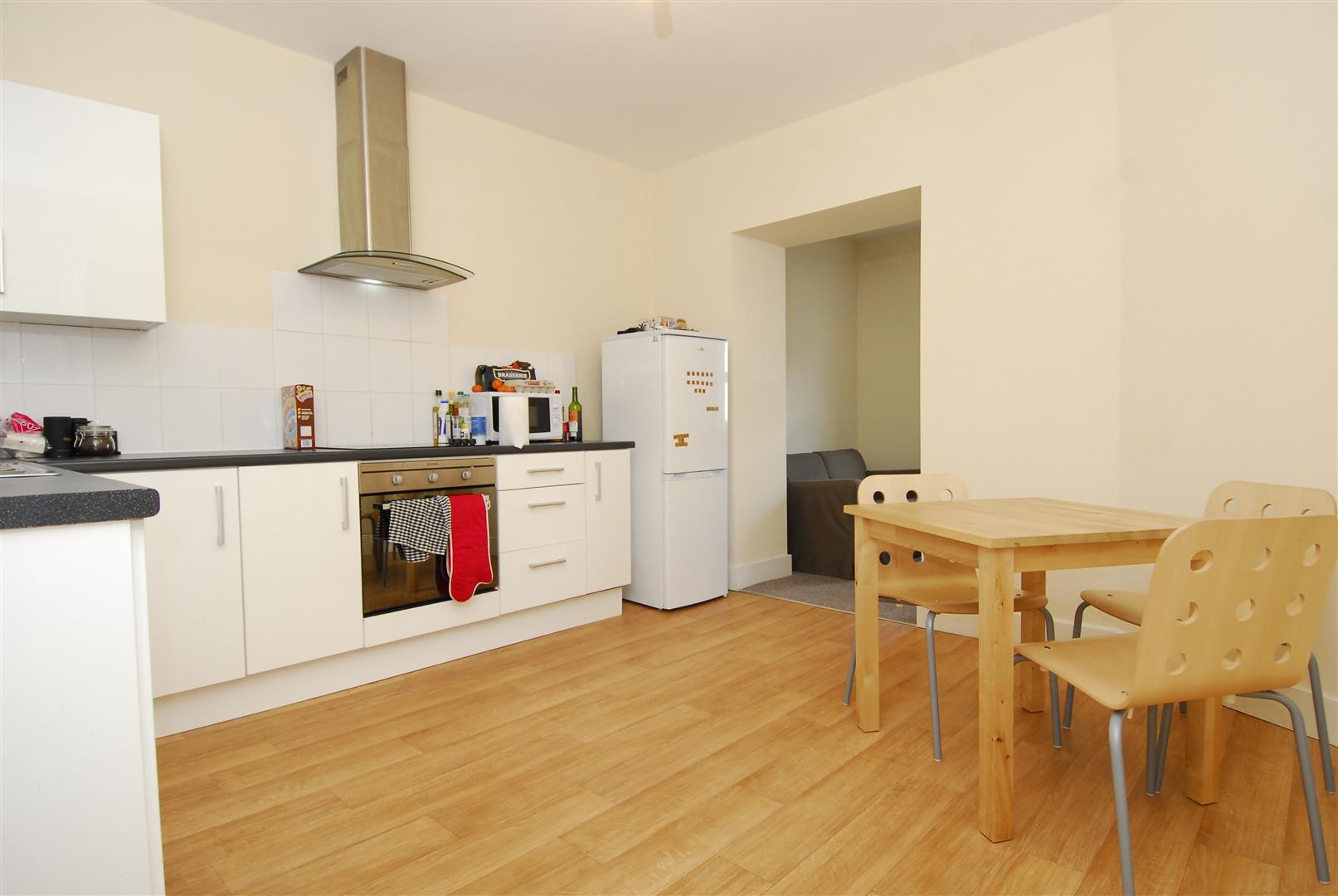 Flat Seaton Avenue in Plymouth