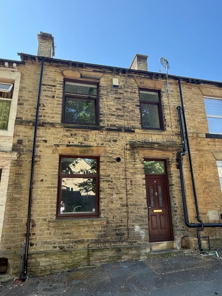 House The Nook in Kirklees