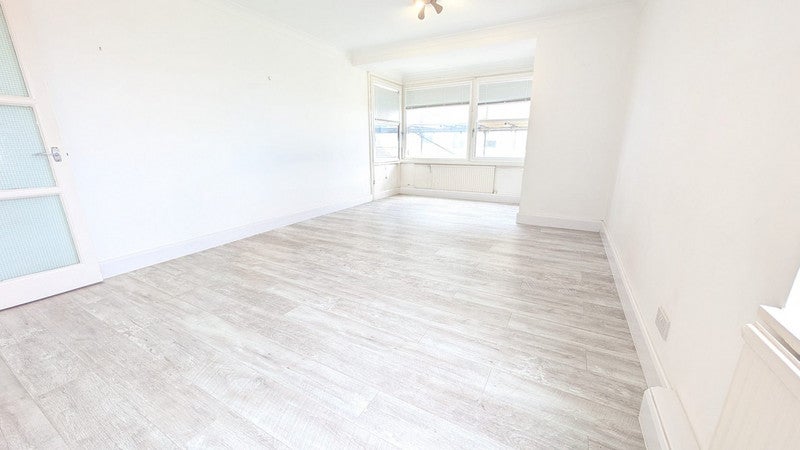 Flat West Parade in Worthing