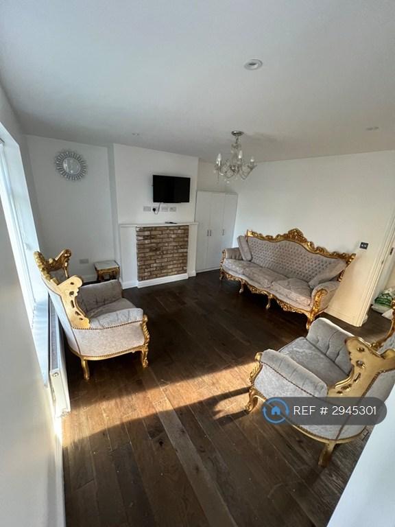 Flat Tempsford Avenue in Hertsmere