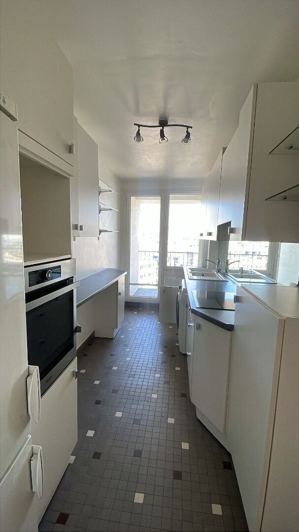 Flat Rue Albert Bayet in Paris