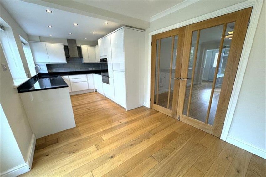 House Dunoon Close in Holmes Chapel
