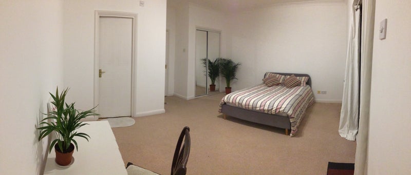 Room Plover Way in Greater London