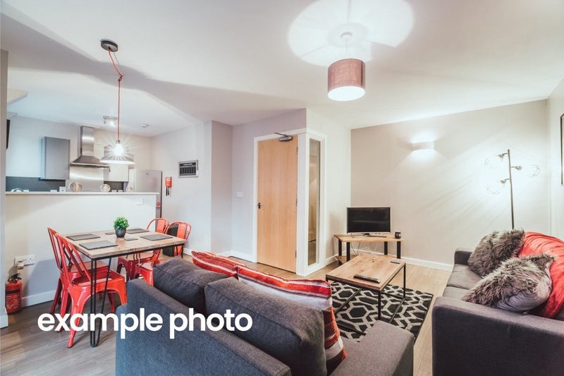 Room Wilmslow Road in Manchester