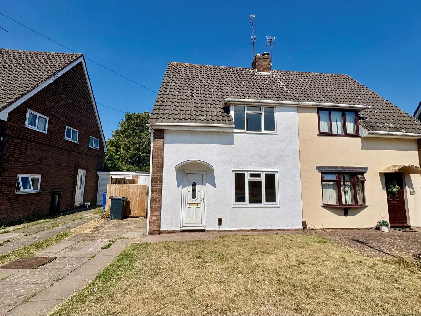 House Minehead Road in Brierley Hill