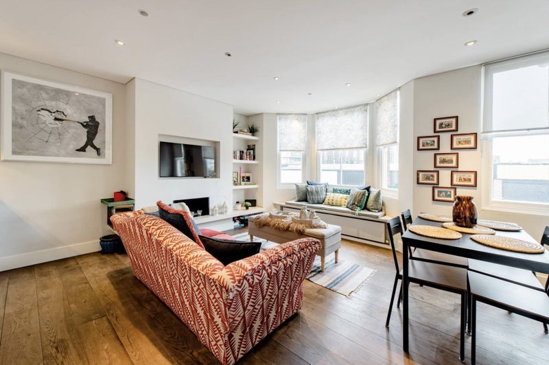 Room Latimer Road in Greater London