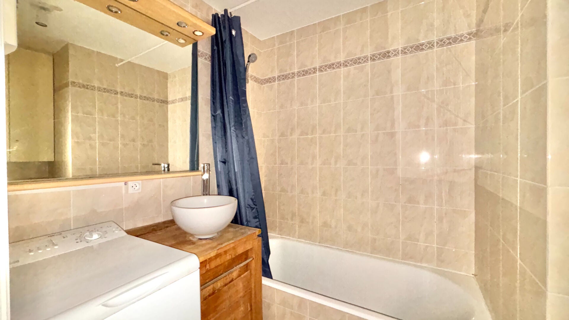 Flat Rue Chauveau in Neuilly-sur-Seine