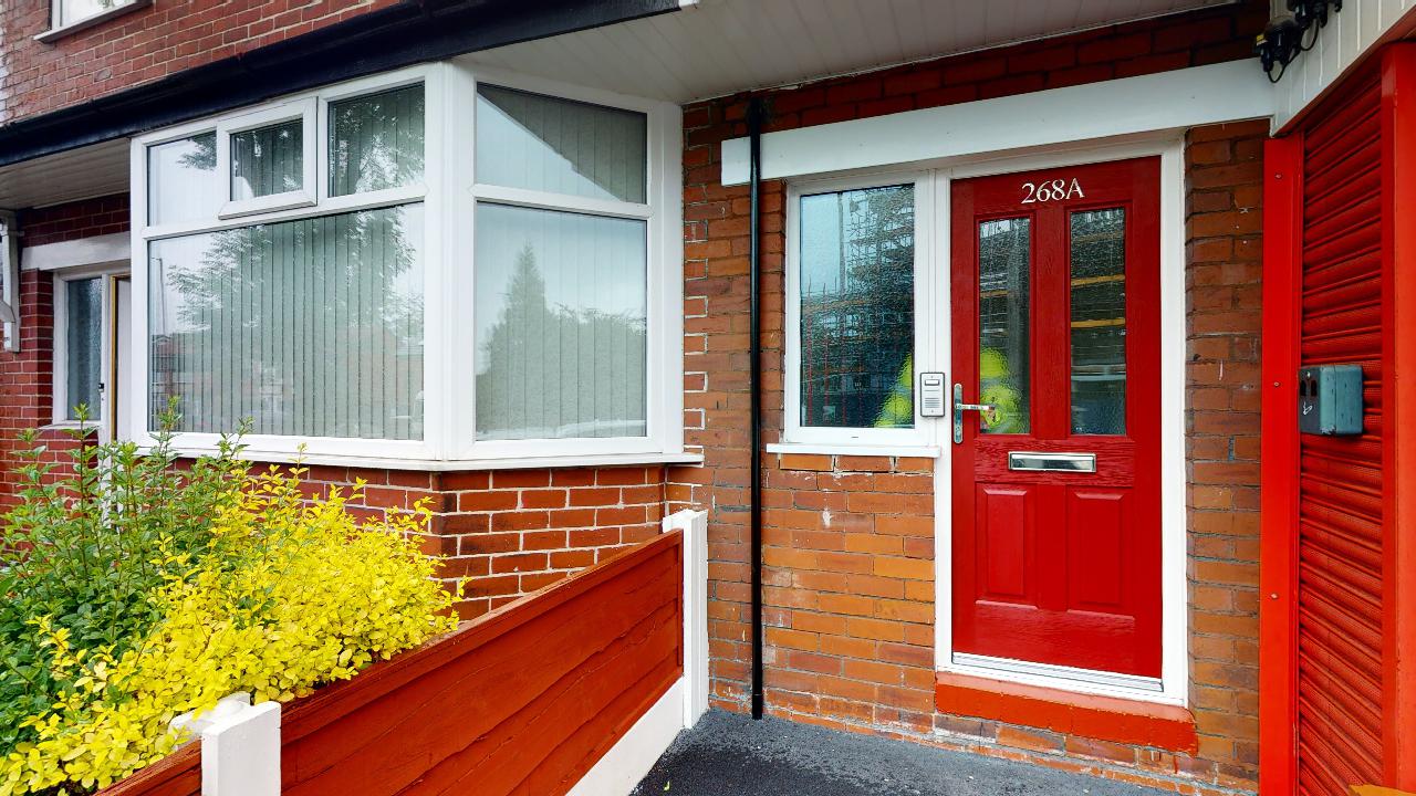 Flat Moseley Road in Manchester