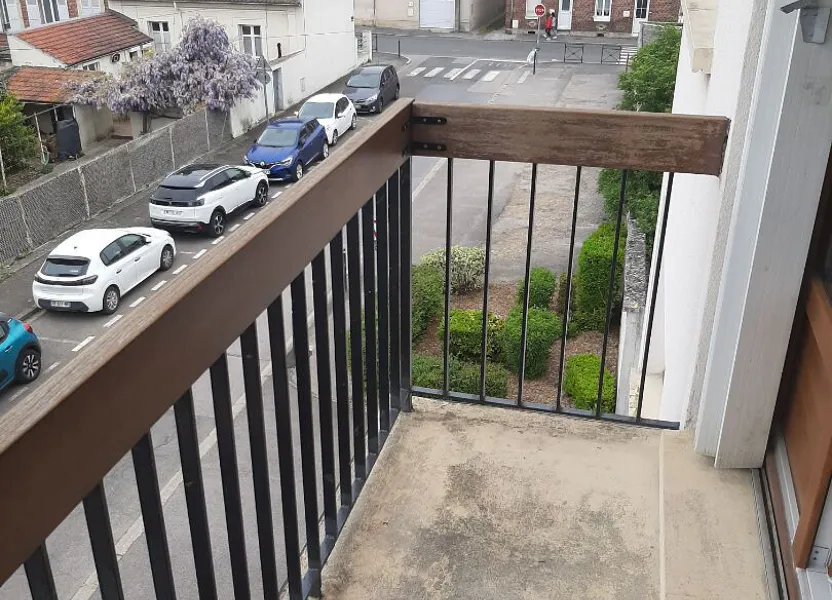 Flat Rue Pasteur in Margny-lès-Compiègne