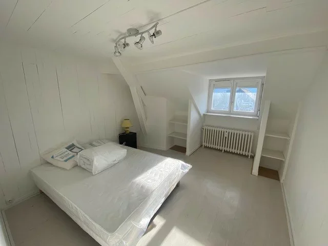 Flat Chemin du Plaisir in Quintal