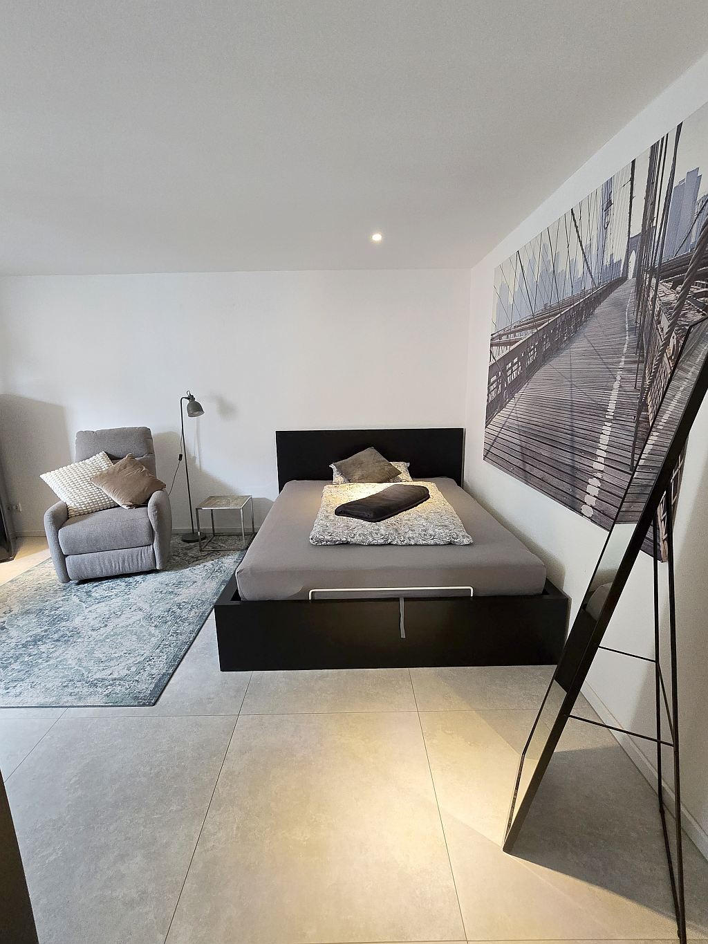 Wohnung Bernhardstraße in Köln