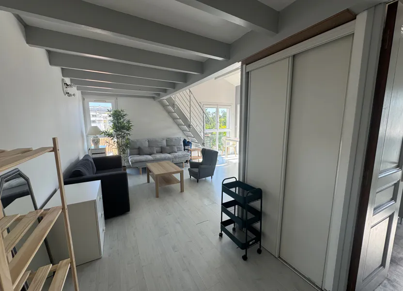 Room Rue Théophraste Renaudot in La Rochelle