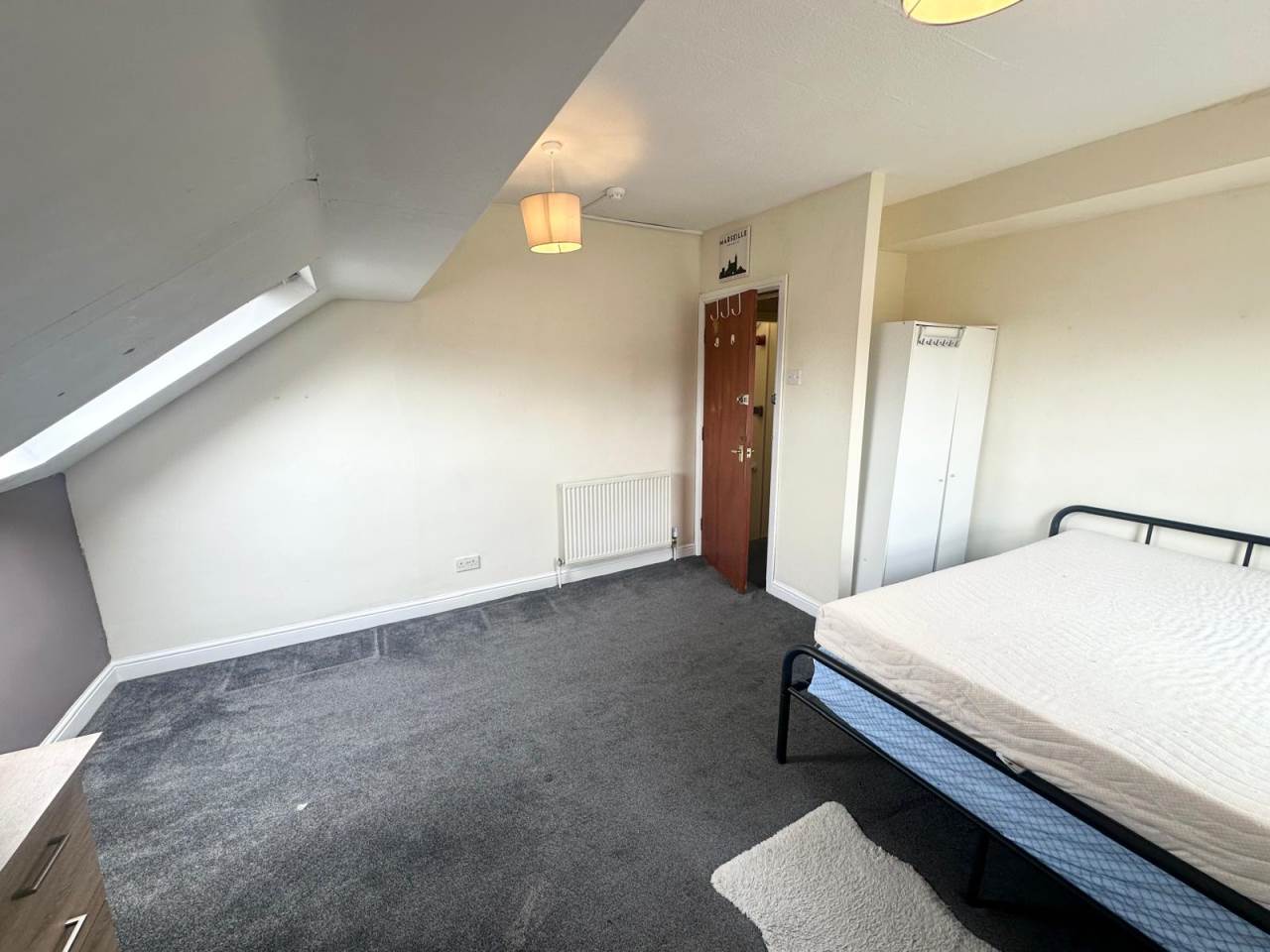 Room Haddon Avenue in Leeds