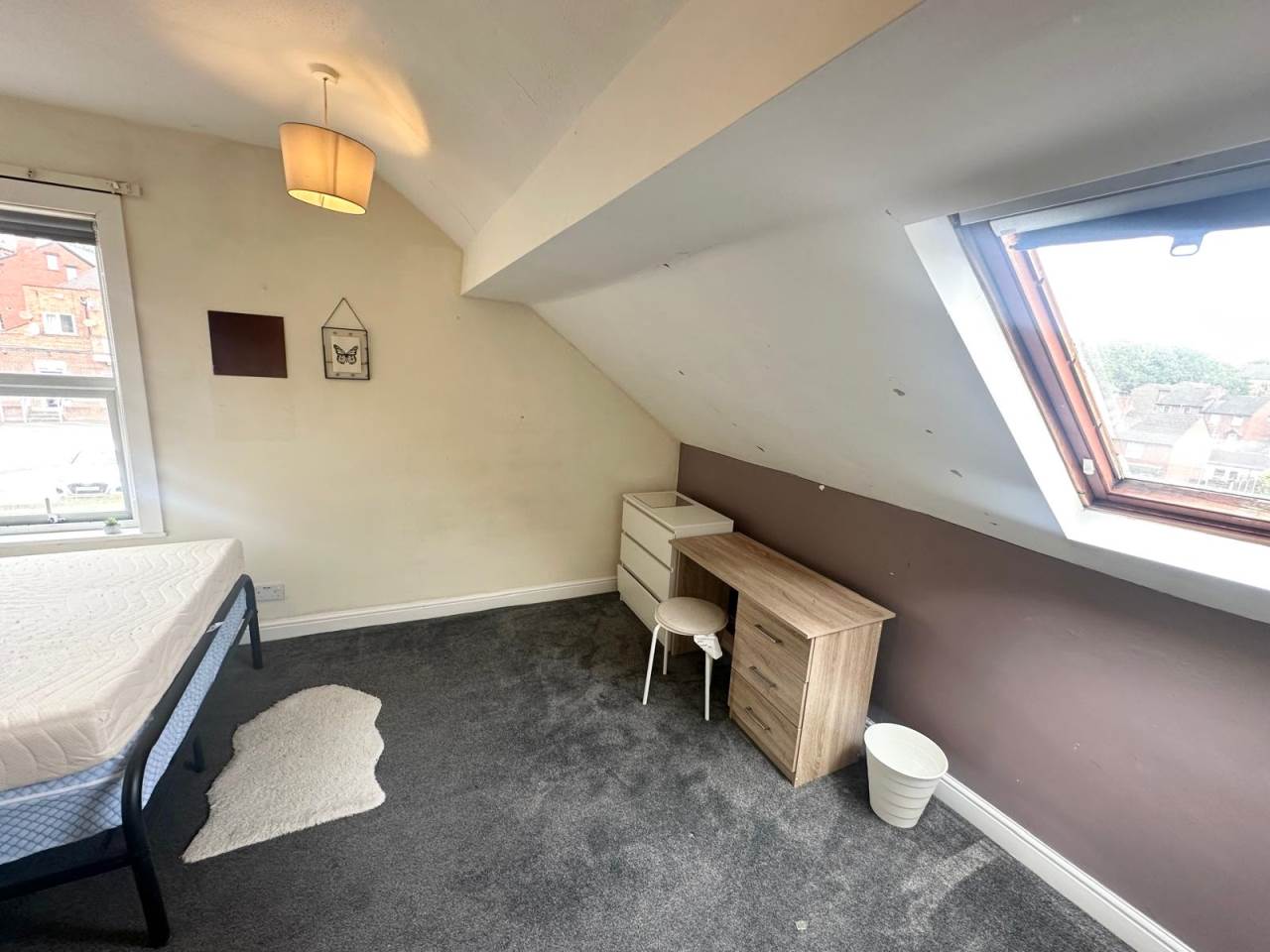 Room Haddon Avenue in Leeds