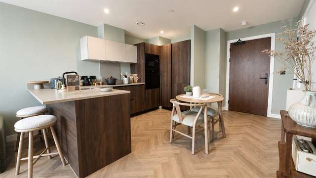 Flat James Watt Queensway in Birmingham