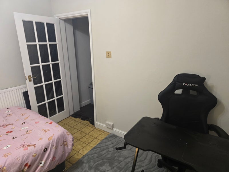 Room Goode Croft in Coventry