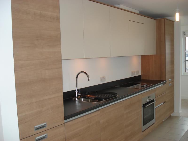 Flat Empire Way in Greater London