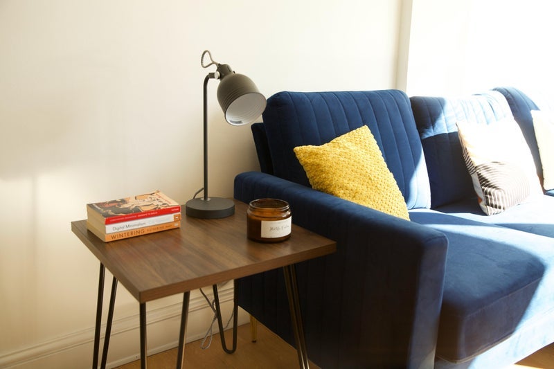 Flat Plender Street in Greater London