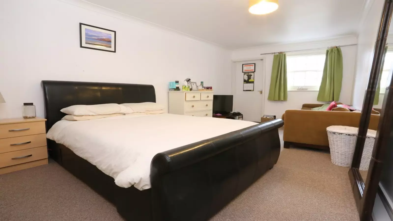 Flat Hartley Street in Greater London