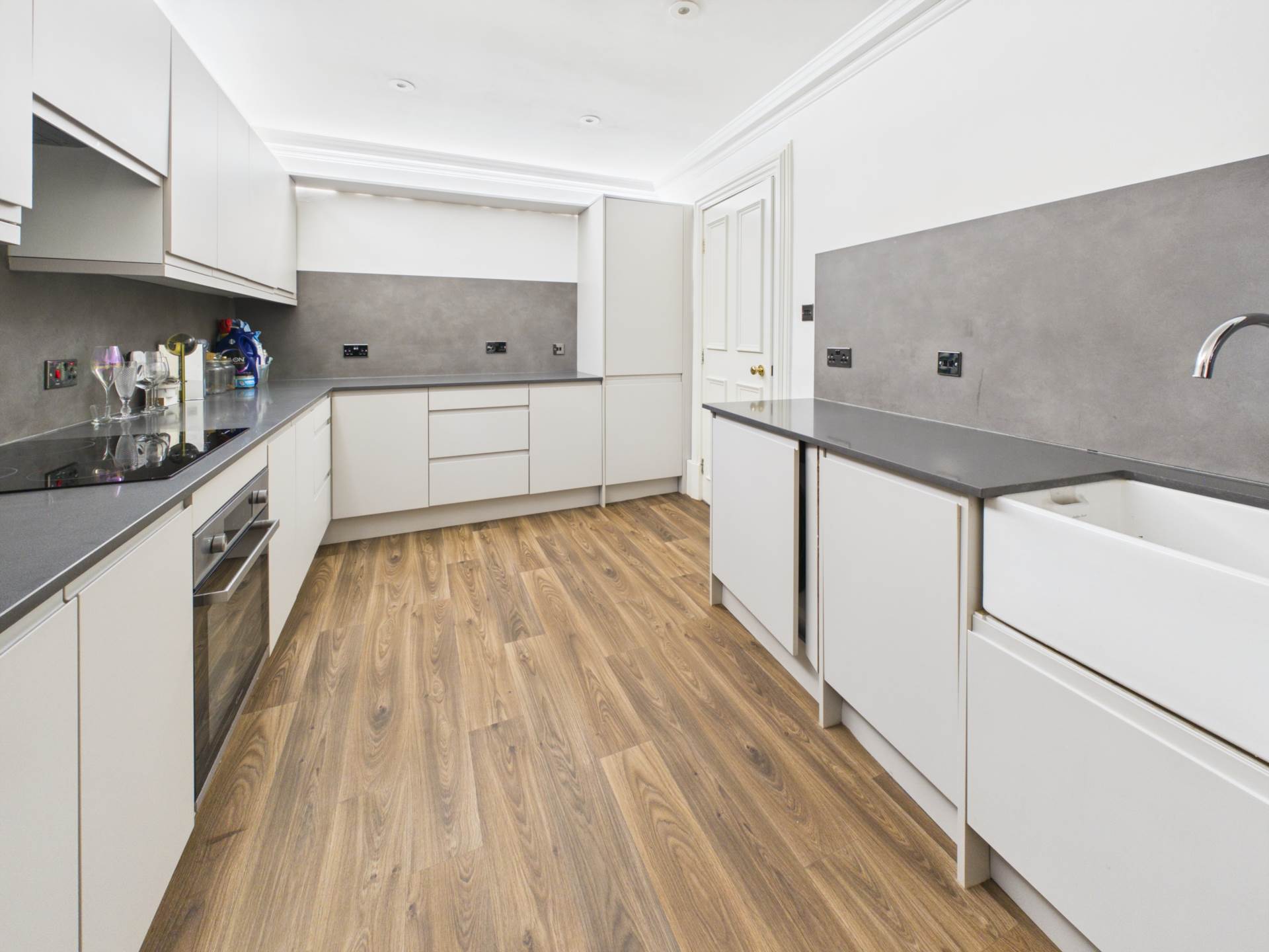 Flat Lynedoch Crescent in Glasgow