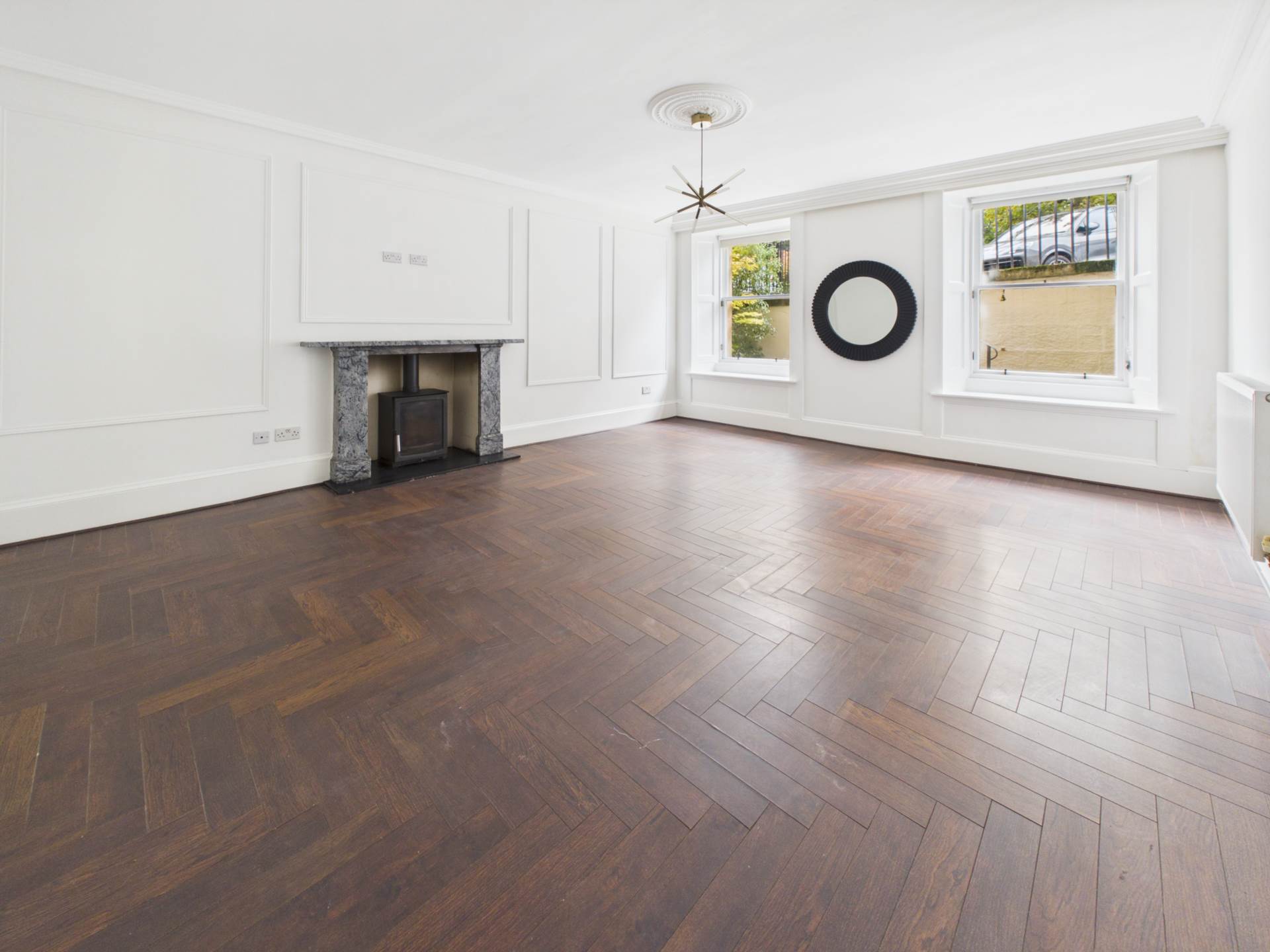 Flat Lynedoch Crescent in Glasgow