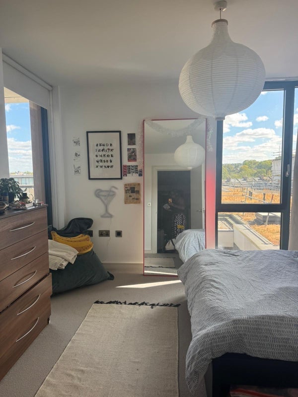 Room Woolwich Road in Greater London