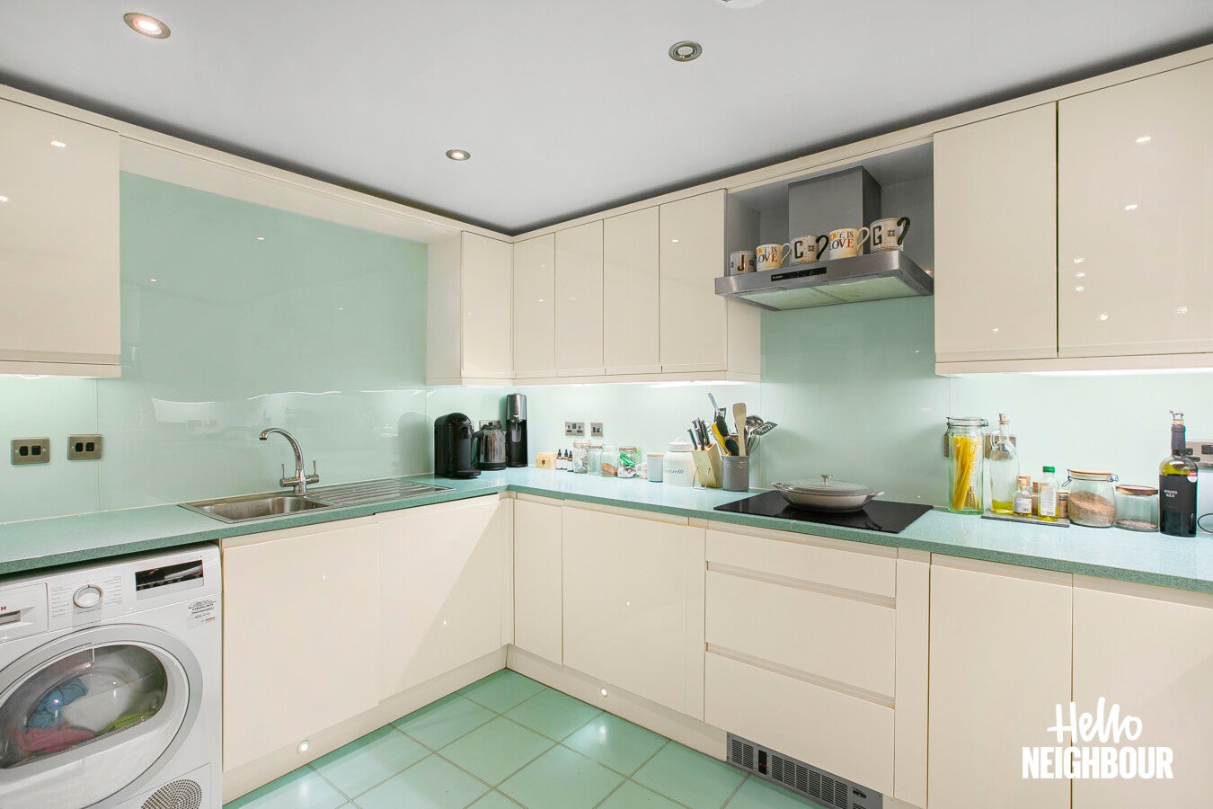 Flat Latchmere Road in Greater London