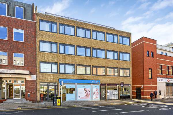 Flat Alexandra Road in Greater London