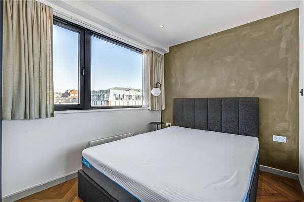 Flat Alexandra Road in Greater London