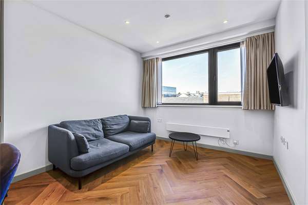 Flat Alexandra Road in Greater London