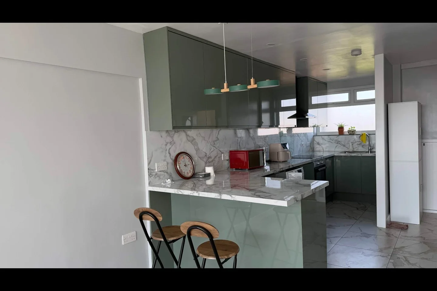 Flat Wyllen Close in Greater London