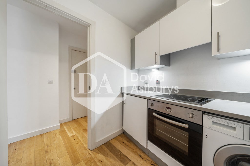 Flat York Way in Greater London