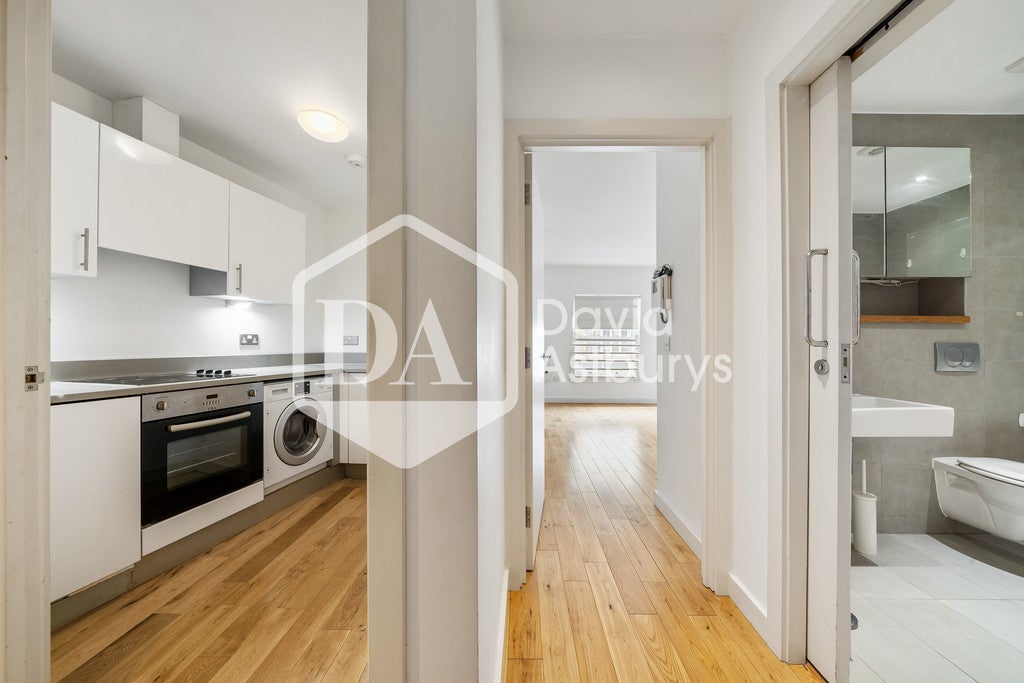Flat York Way in Greater London