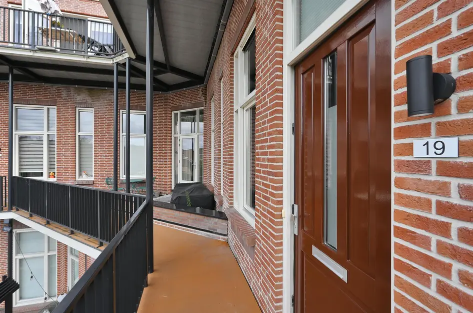 Appartement te koop: Fenacoliusplein 19, Maassluis