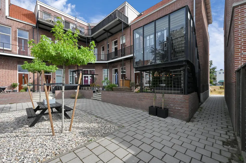 Appartement te koop: Fenacoliusplein 19, Maassluis