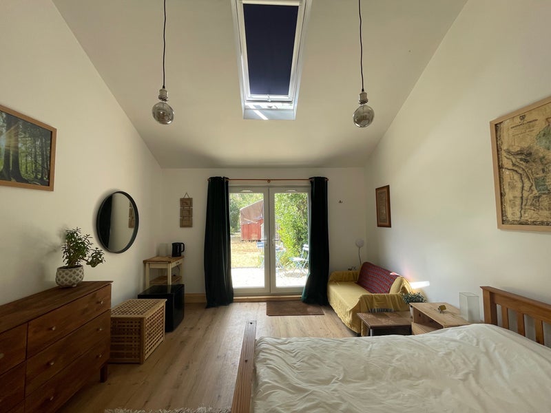 Room Grace Road in Bristol
