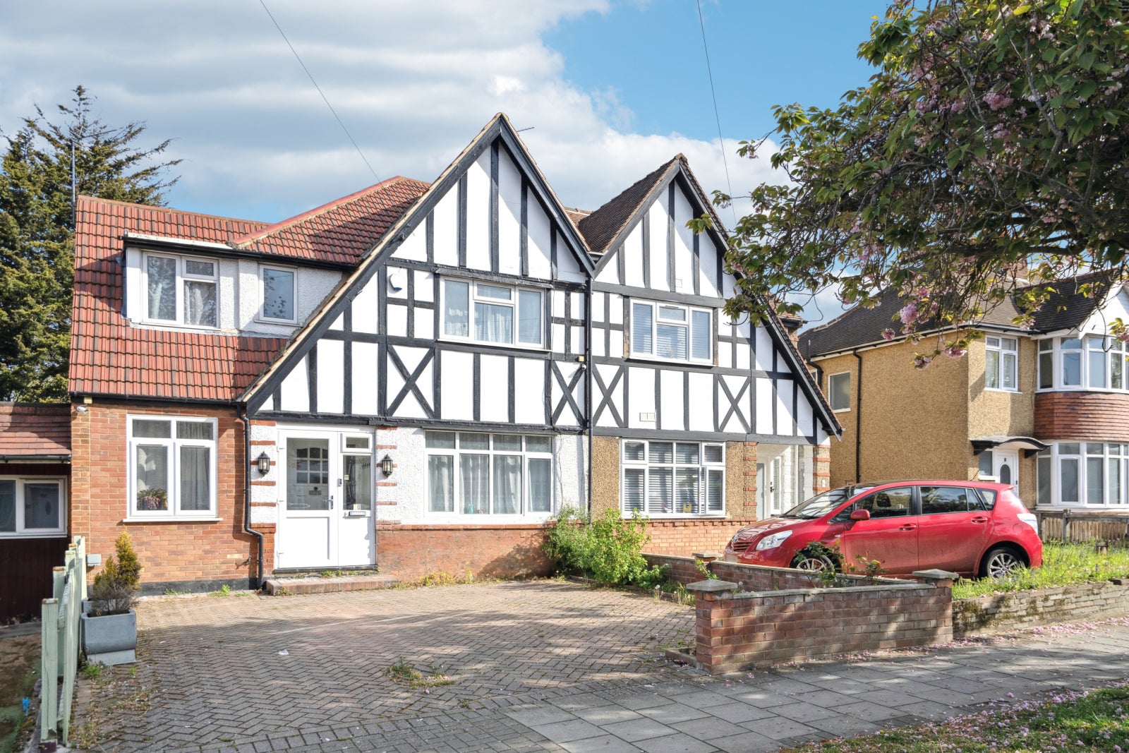 House Somervell Road in Greater London