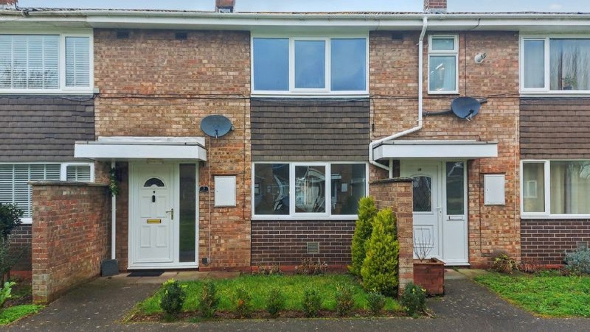House Dryden Avenue in Lincoln
