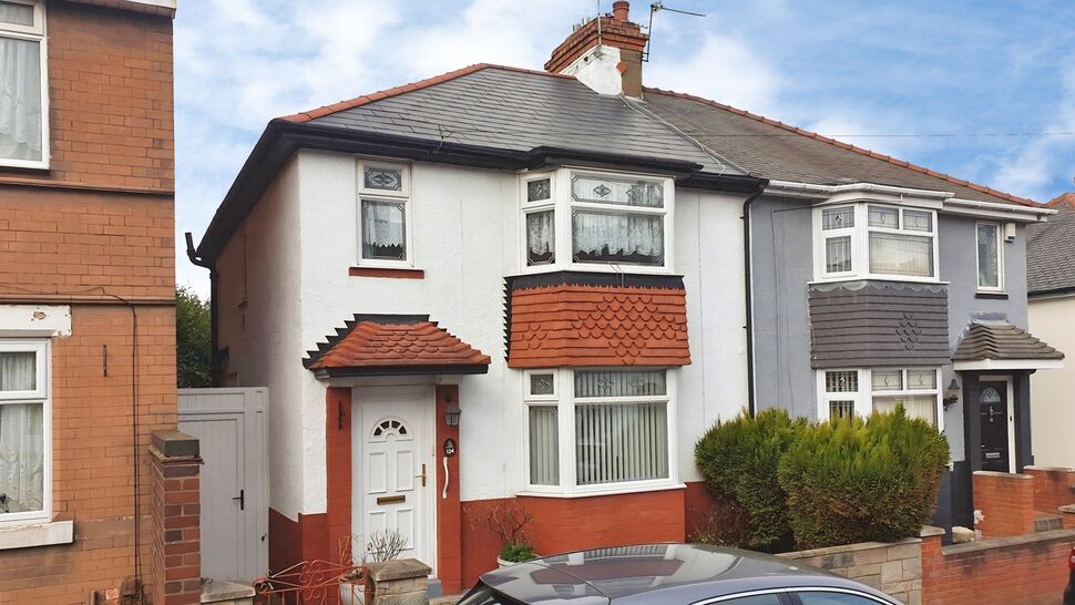 House Vicarage Road in Sandwell