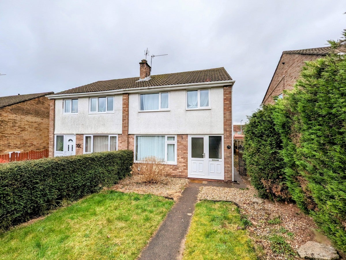 House Pilton Vale in Newport