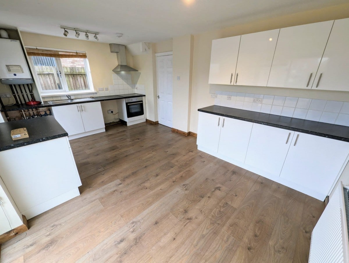 House Pilton Vale in Newport