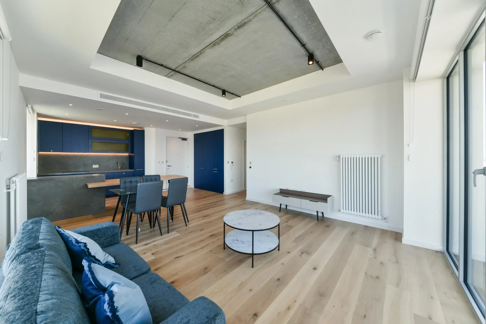 Flat Castle Slip in Greater London