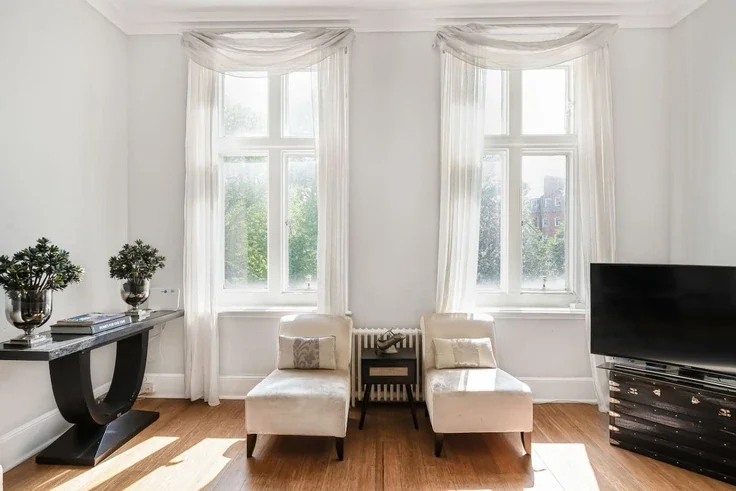 Flat Lennox Gardens in Greater London